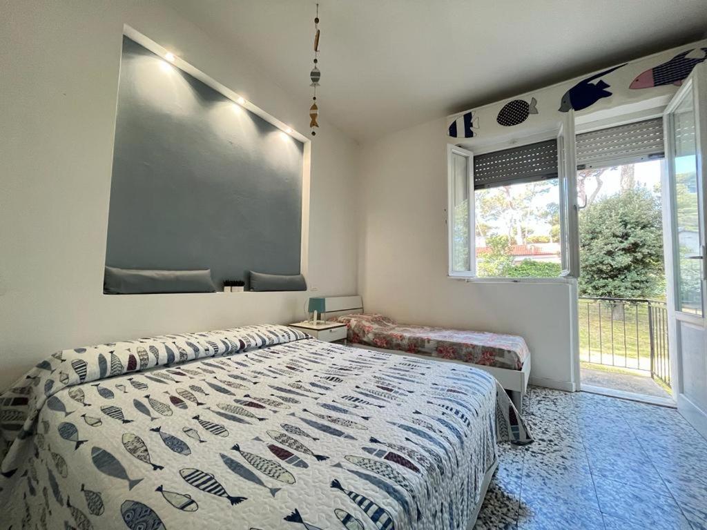 Pineta Apartament Tirrenia Exteriör bild