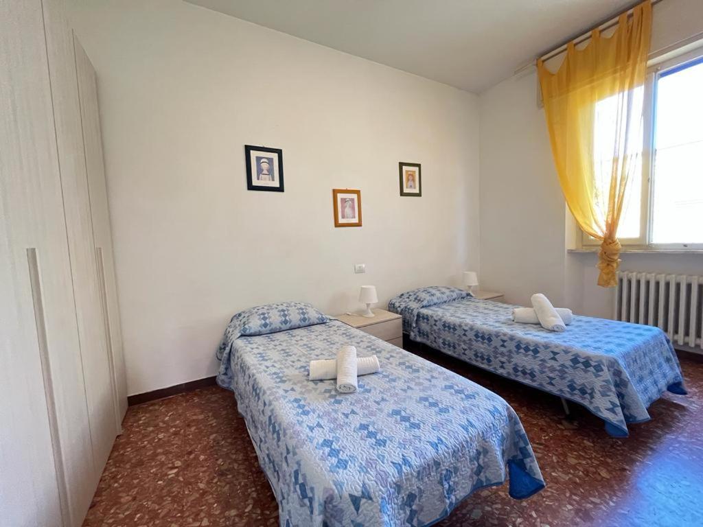 Pineta Apartament Tirrenia Exteriör bild