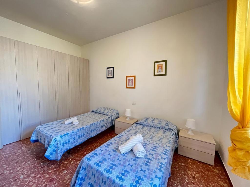 Pineta Apartament Tirrenia Exteriör bild