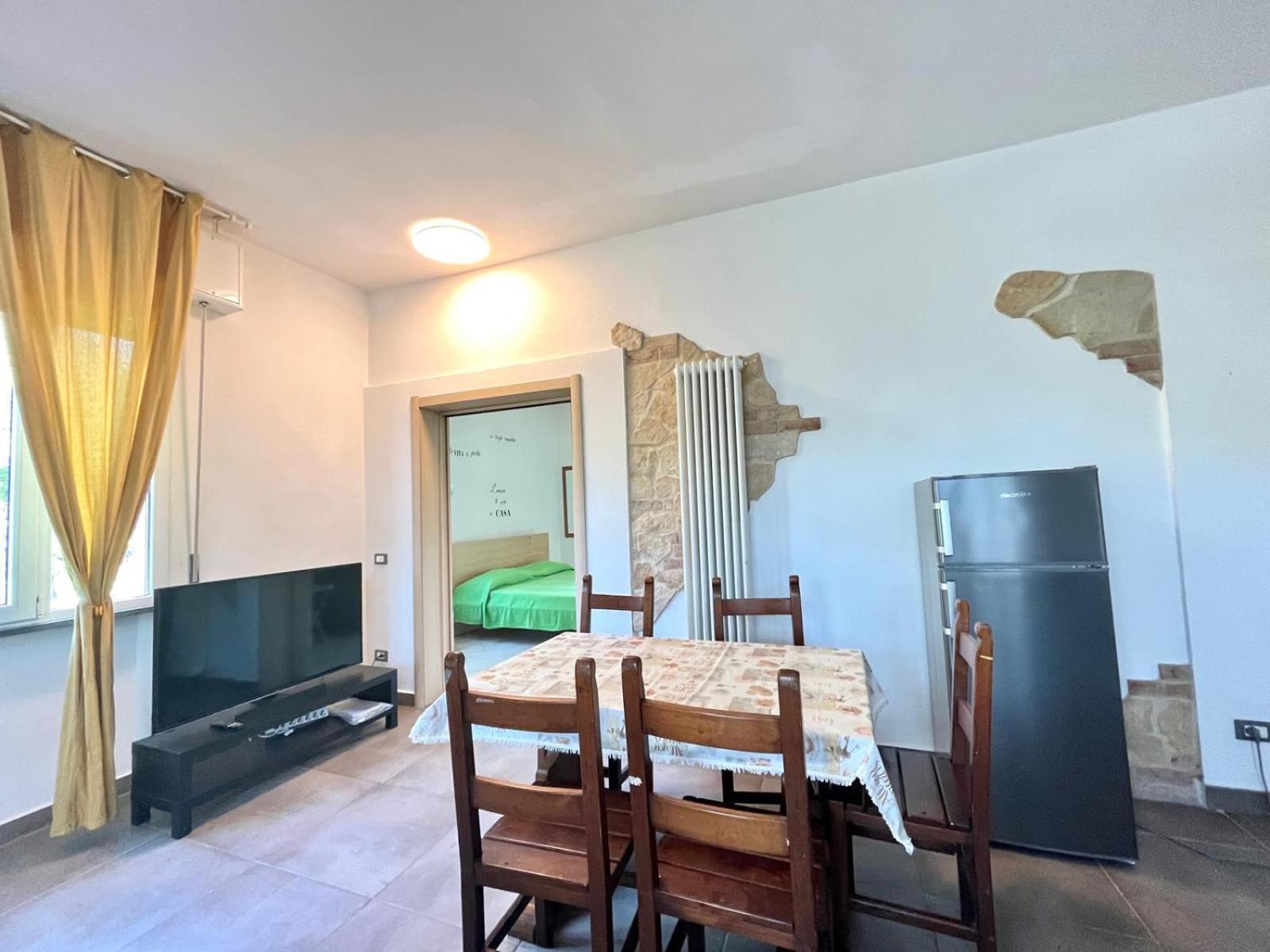 Pineta Apartament Tirrenia Exteriör bild